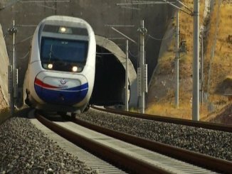Türkiye Yüksek Hızlı Trenle Tanışıyor - RayHaber