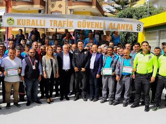 Alanya Belediye Personeline Trafikte Farkındalık Eğitimi - RayHaber