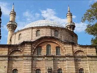 Emir Sultan Camii Hakkında - RayHaber