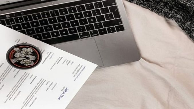 İlk İş İçin Mükemmel Bir Özgeçmiş Nasıl Yazılır? - RayHaber