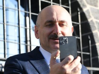 Bakan Açıkladı! Mobil Abone Sayısı 82 Milyonu Geçti - RayHaber