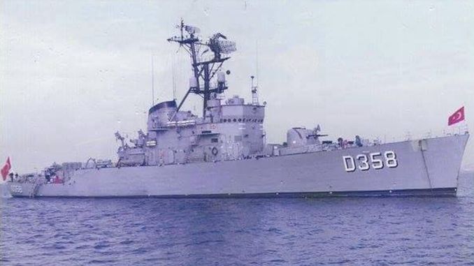 Tarihte Bugün : İlk Türk Muhribi Berk Törenle Denize İndirildi - RayHaber