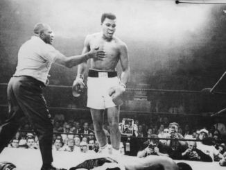 Tarihte Bugün : Muhammed Ali 1960 Roma Olimpiyatlarında Altın Madalya Kazandı - RayHaber