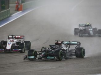 Hamilton, Kariyerinin 100. Formula 1 Zaferini Kazandı - RayHaber