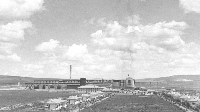 Tarihte Bugün : Ankara Çimento Fabrikası Açıldı - RayHaber