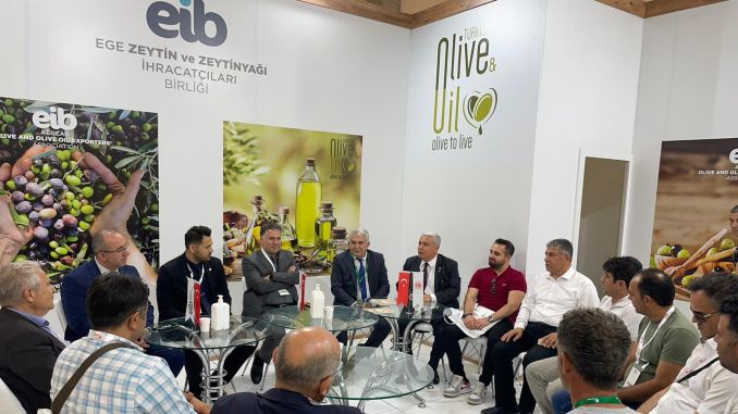 Türk Zeytinyağını Almak İçin OLIVTECH Fuarı’na Geldiler - RayHaber