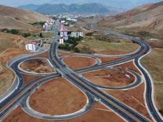 Bitlis Çevre Yolu ve Kavşağı Trafiğe Açıldı - RayHaber