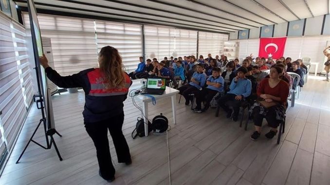 Mersin'de Öğrencilere Siber Farkındalık Eğitimi - RayHaber