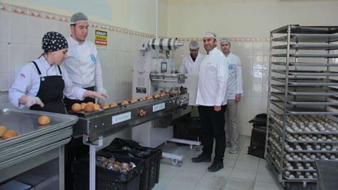 Meslek Liseleri Ekmek Üretiyor - RayHaber