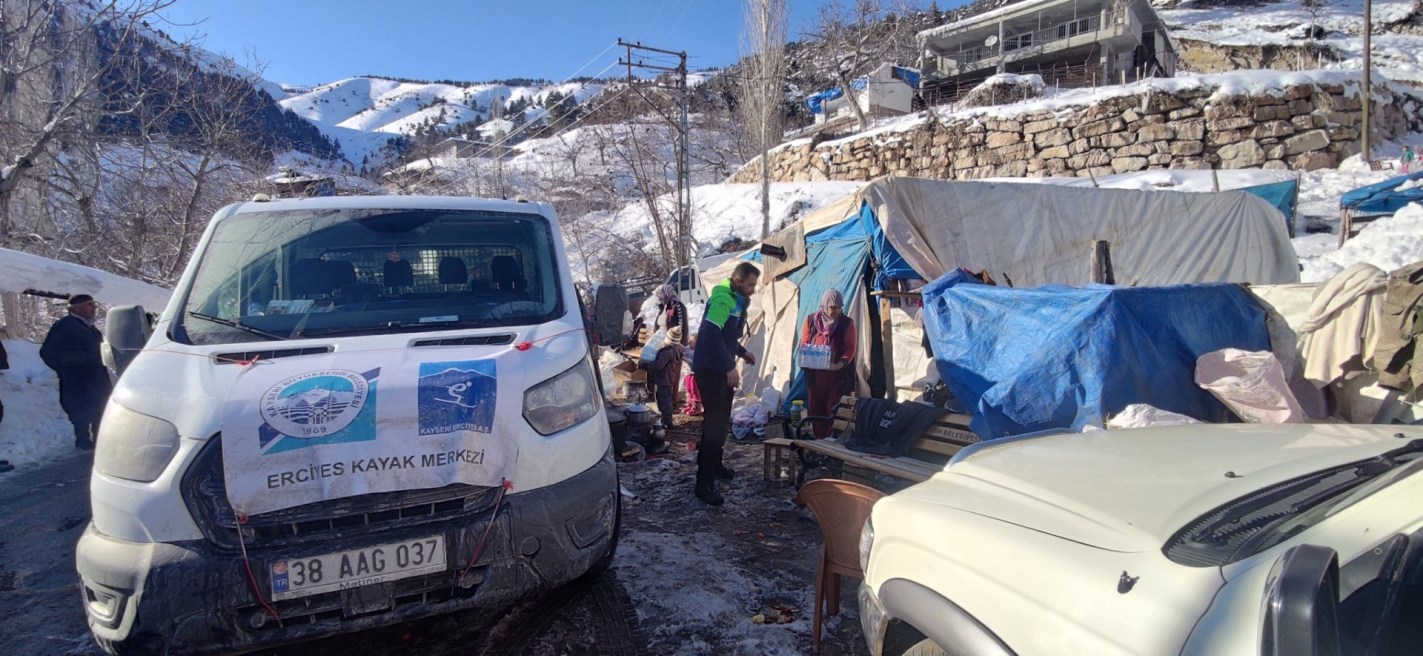 Erciyes A S Tecrubeli ve Teknik Ekibi ile Deprem Bolgesinde
