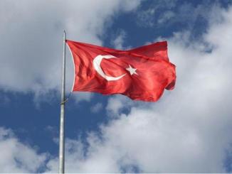 Deprem nedeniyle 7 günlük milli yas ilan edildi - RayHaber