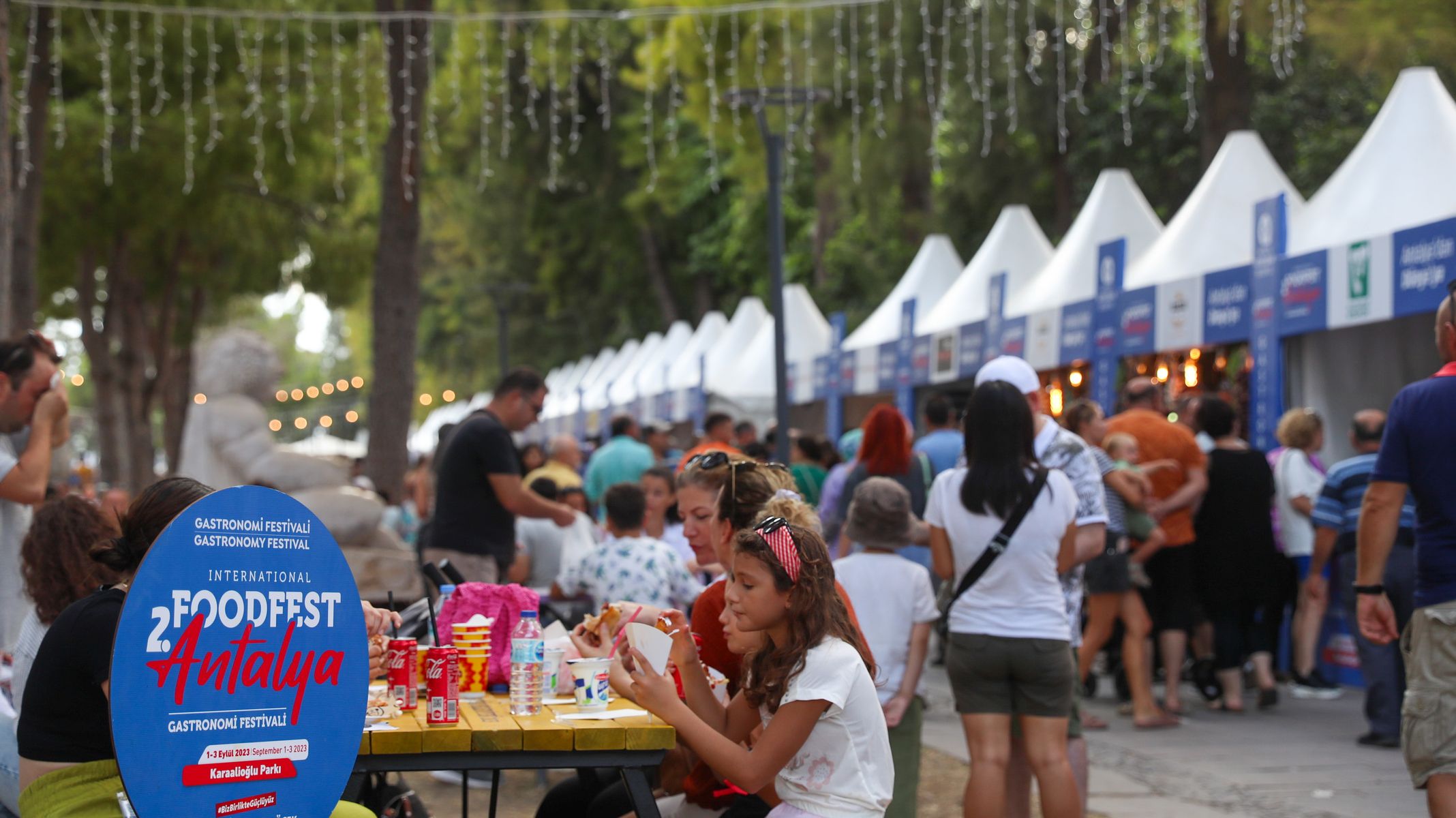 第二届国际快餐安塔利亚美食节引起广泛关注