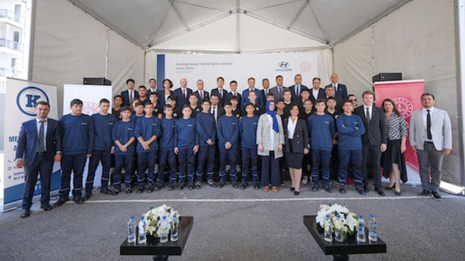 Hyundai Assan, Eğitime Destek Olmaya Devam Ediyor - RayHaber