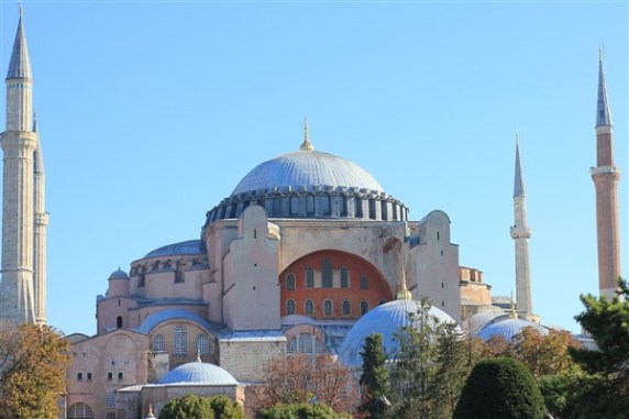 Ayasofya Yeniden Müzeye Mi Çevrildi? - RayHaber
