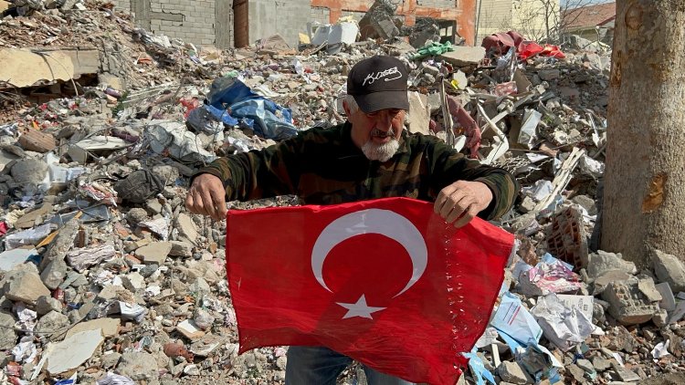 100 Bin Depremzedeye Destek Vermenin Gururunu Yaşıyor - RayHaber