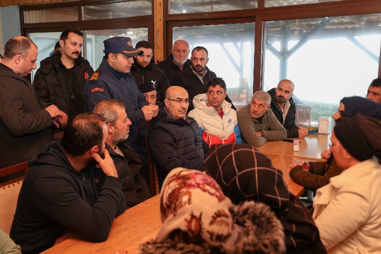 6 Mürettebatlı Batan Gemiden 1 Cansız Beden Çıktı! - RayHaber