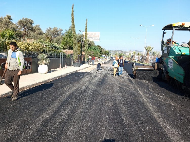 Bodrum’da Sıcak Asfalt Çalışmaları Sürüyor - RayHaber