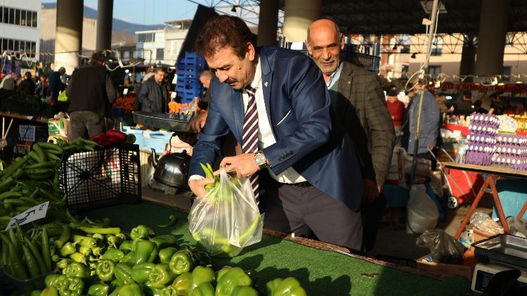 Bursa'da Bağımsız Belediye Başkan Adayı Şefikoğlu'na Yoğun İlgi - RayHaber
