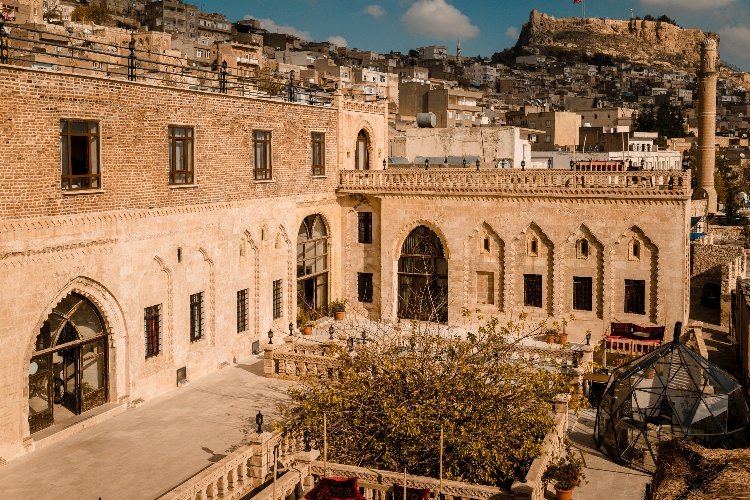 Mardin’de Tarihi Konaklar Butik Otellere Dönüştü - RayHaber