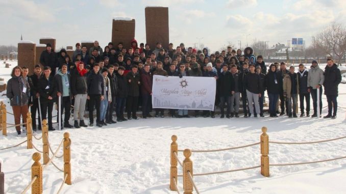 'Maziden Atiye Ahlat' Öğrenci Programı, Bitlis'te Yapıldı - RayHaber