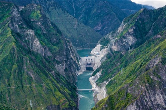 Yalong Nehri Enerji Santrali 1 Trilyon kWh'ye Ulaştı - RayHaber