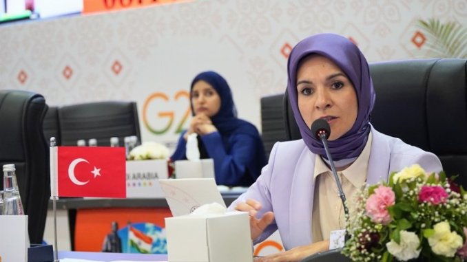 Bakan Göktaş, BM Oturumu İçin New York'ta - RayHaber