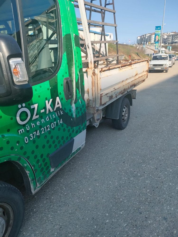 Düzce'de Motor Kazası - RayHaber