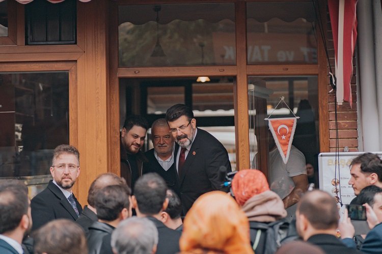 İstanbul Adalar’da BTP’ye Büyük İlgi - RayHaber