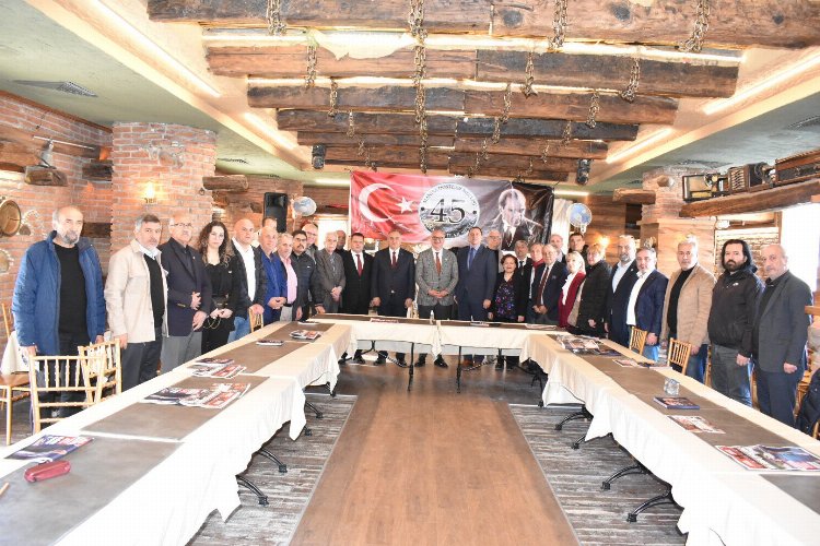 Manisa Dostlar Meclisinin Konuğu Başkan Cengiz Ergün - RayHaber