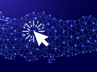 Tarihte Bugün: Türkiye İnternet'e Bağlandı - RayHaber