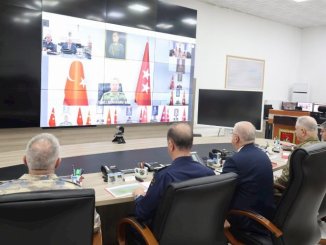 Bakan Güler Komutanlara Seslendi: Terörü Bitireceğiz - RayHaber