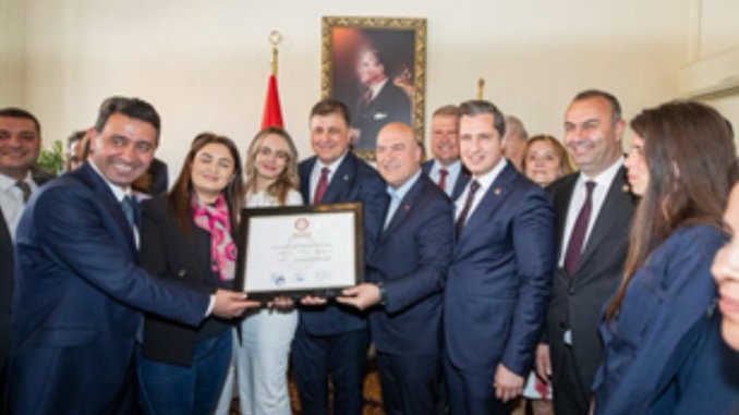 Başkan Cemil Tugay Görevi Devraldı - RayHaber