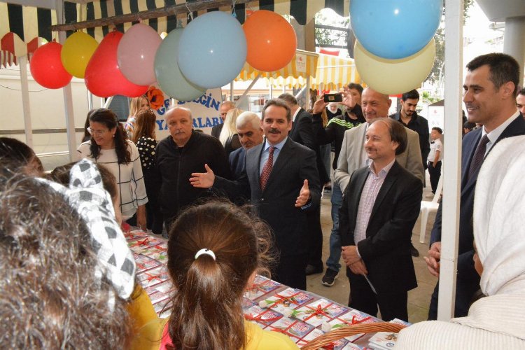 Şile’de Genç Yazarlar, Genç Kalemler Fuarı Açıldı - RayHaber