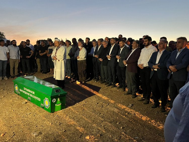 İl Başkanı Alma, Devletimiz Her Vakit Vatandaşının Yanındadır - RayHaber