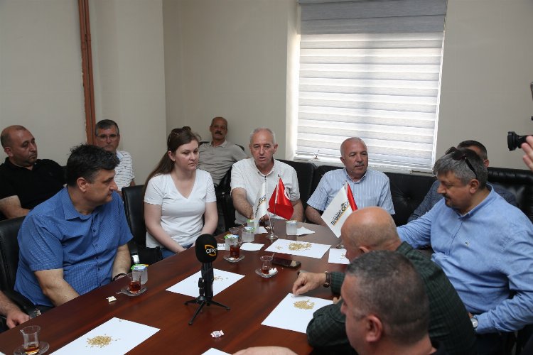 Keşan'da Yılın Birinci Buğday ve Arpası Borsaya Getirildi - RayHaber