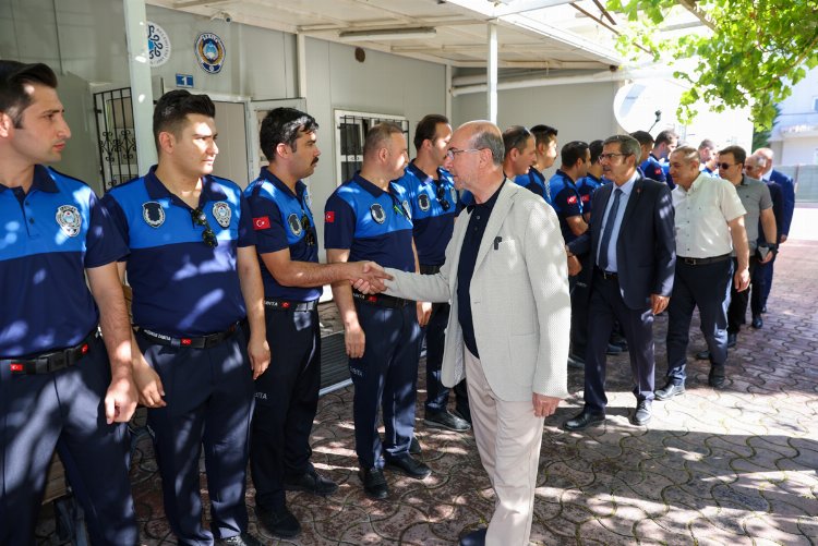 Lider Pekyatırmacı İşçi ile Bayramlaştı - RayHaber