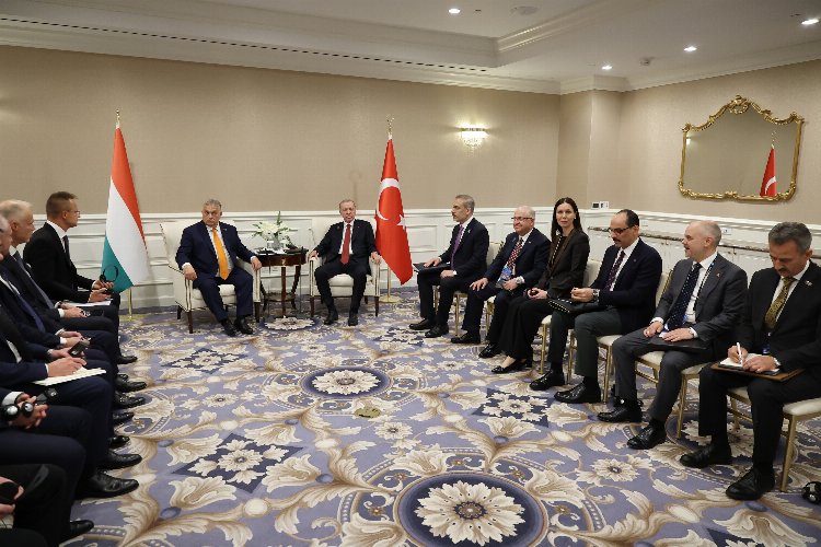Erdoğan, Dorukta Macaristan'la Görüştü - RayHaber
