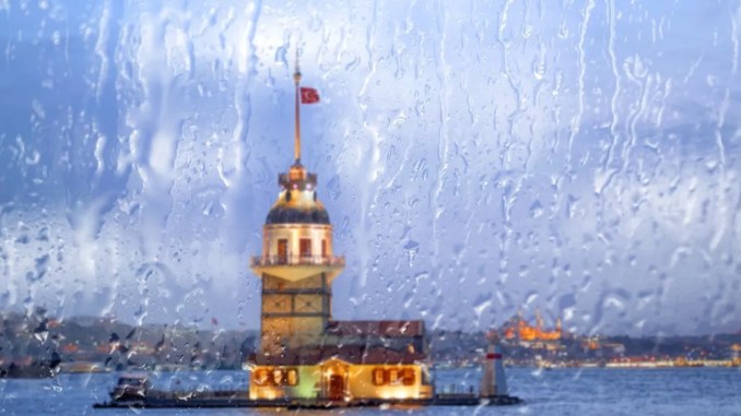 İstanbul'a Kuvvetli Yağış Uyarısı - RayHaber