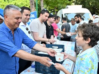 Muratpaşa’dan Aşure İkramı - RayHaber