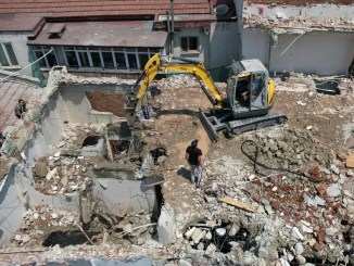 Yıldırım'da Riskli Binalara Geçit Yok - RayHaber