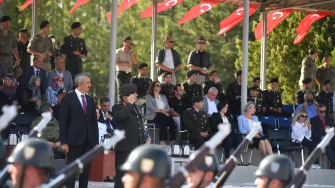 Edirne'de Komuta Devir Teslim Töreni - RayHaber