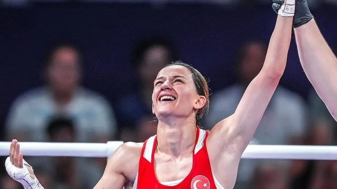 Ulusal Boksör Hatice Akbaş Finale Yükseldi - RayHaber