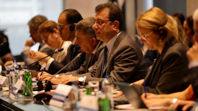 İmamoğlu, ‘TÜSİAD Boğaz'da Buluşmalar Toplantısı’na Katıldı - RayHaber