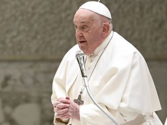 Vatikan Yasta: Papa Francis Hayatını Kaybetti - RayHaber