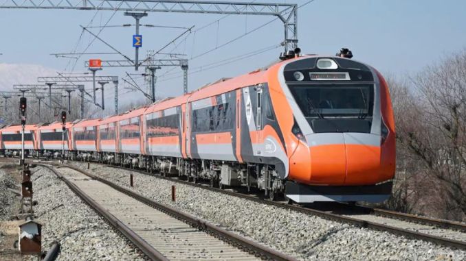 Hindistan Demiryolları’ndan Yolcu Dostu Reformlar - RayHaber