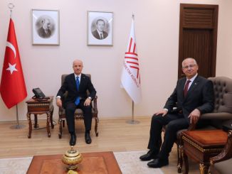 YÖK’ten Hızlandırılmış Lisans Programı Planı - RayHaber