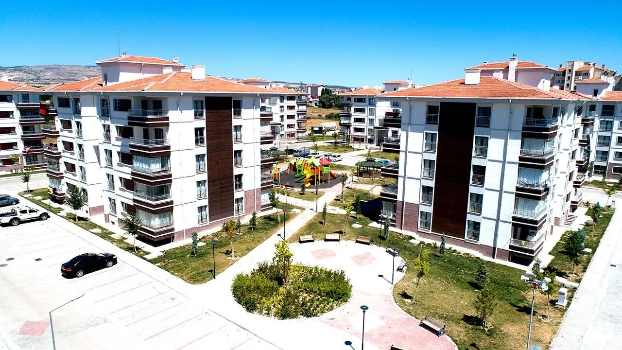 TOKİ’den Başvuru Sahiplerine 5 Bin TL İade Süreci Başladı - RayHaber