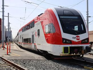 Caltrain Elektrikli Tren Seferleri Devam Edecek - RayHaber