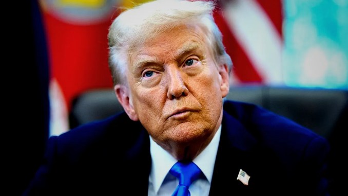Trump: Hürmüz Boğazı'nın Kontrolü ABD'nin Elinde - RayHaber