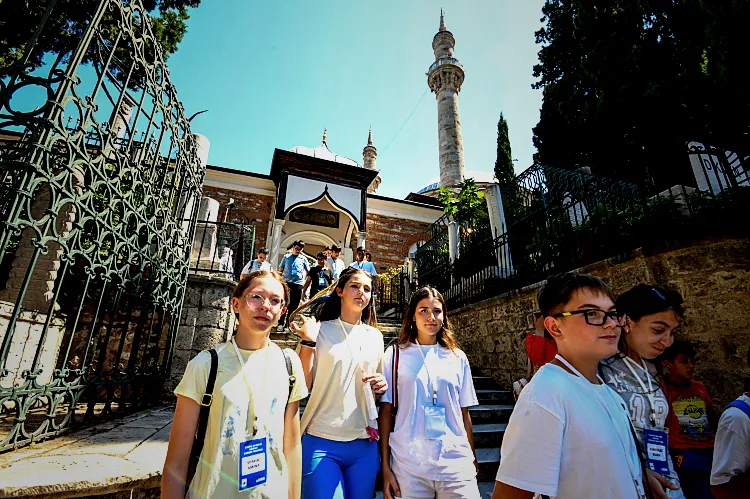 Kardeş Şehirlerin Gençleri Bursa Osmangazi'de Buluştu - RayHaber